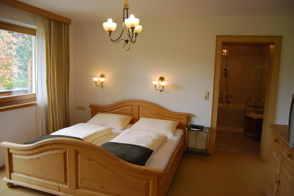 Der Muhlberghof Aparthotel เอลล์เมา ห้อง รูปภาพ